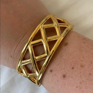 Gold cross cross magnetic bracelet
